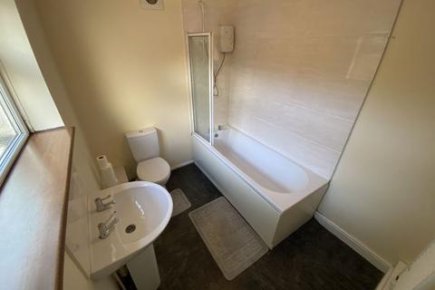 12 Carter Road, Wolverhampton, WV6 0PQ