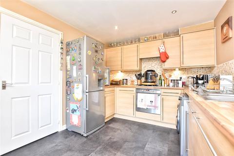 4 bedroom townhouse for sale, Newbold Hall Gardens, Newbold, Rochdale, Greater Manchester, OL16