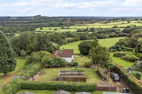 3 bedroom detached bungalow for sale, Bromsgrove Road, Romsley, Worcestershire B62