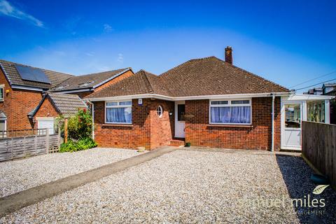 3 bedroom detached bungalow for sale, The Hyde, Swindon SN5