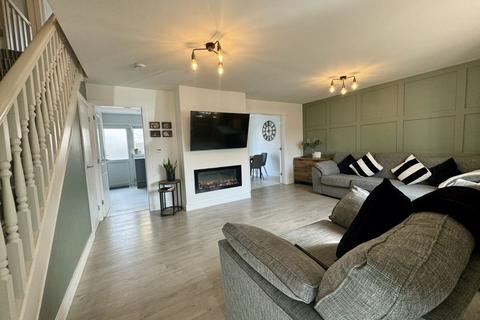 3 bedroom semi-detached house for sale, Llangefni, Isle of Anglesey