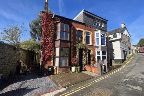 3 bedroom semi-detached house for sale, Llanberis, Gwynedd