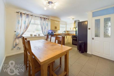 3 bedroom semi-detached house for sale, St. Leonards Close, Scole, Diss