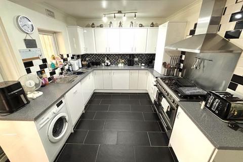 805 Aldridge Road, Great Barr, Birmingham, B44 8NN