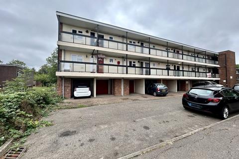 1 bedroom flat for sale, Badburgham Court, Waltham Abbey