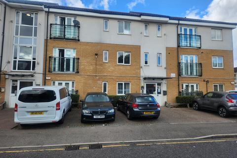 2 bedroom flat to rent, Neale Court