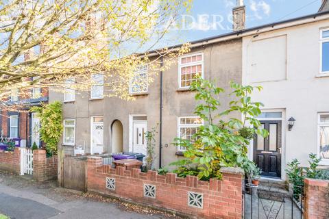 3 bedroom terraced house to rent, DACRE ROAD,HITCHIN, SG5 1QL.