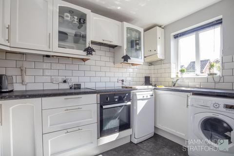 2 bedroom terraced house for sale, Speedwell Road, Wymondham