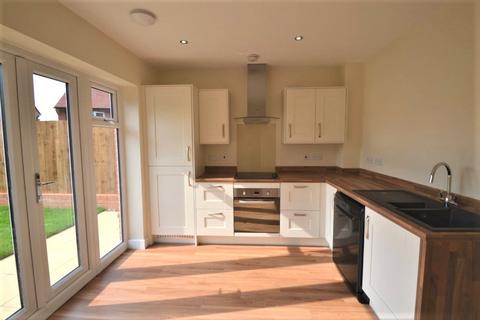 2 bedroom semi-detached house to rent, Buckingham MK18