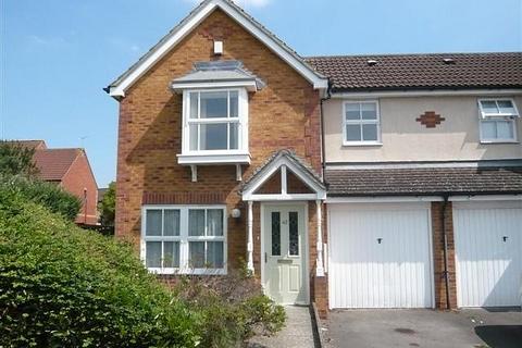 3 bedroom semi-detached house to rent, St Andrews Ridge, Swindon