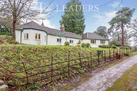 4 bedroom detached house to rent, London Road, Balcombe