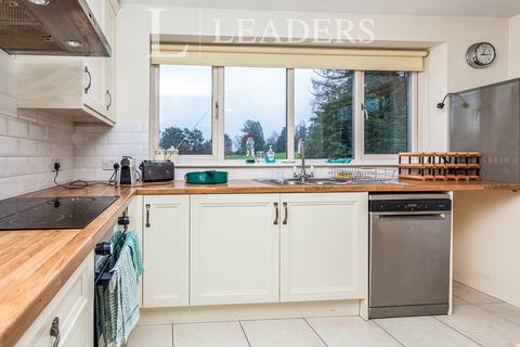 4 bedroom detached house to rent, London Road, Balcombe