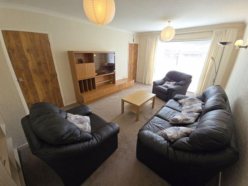 Lounge Additional