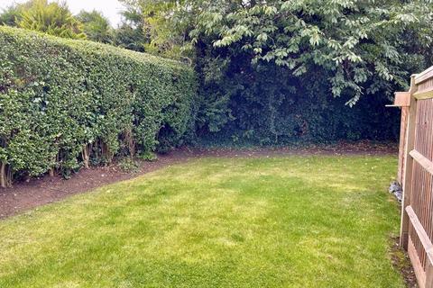 14 Elm Road, Claygate, Esher, KT10 0EH