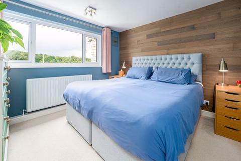 6 Barlow Close, Milcombe, Banbury, OX15 4SB