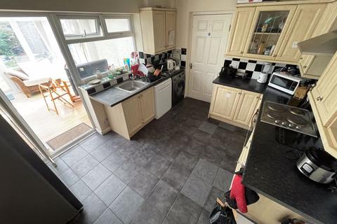 1 bedroom in a house share to rent, The Coppice, West Drayton, UB7