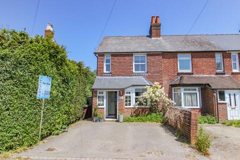 3 bedroom end of terrace house for sale, East Street, Mayfield