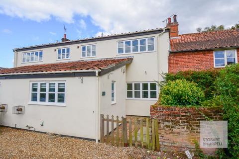 3 bedroom character property for sale, School Road, Great Yarmouth NR29