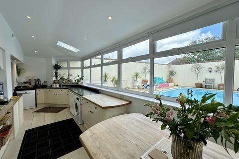 5 bedroom detached house for sale, Rattle Road, Westham, Pevensey, East Sussex, BN24