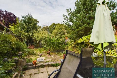 undefined, Reading Road, Burghfield Common, Reading, Berkshire, RG7