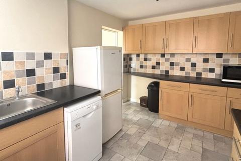 30 Swan Road, Gloucester, GL1 3BJ