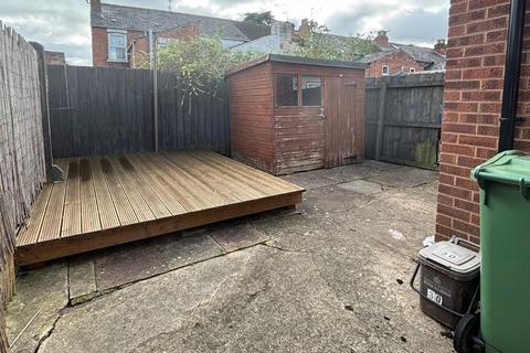 30 Swan Road, Gloucester, GL1 3BJ
