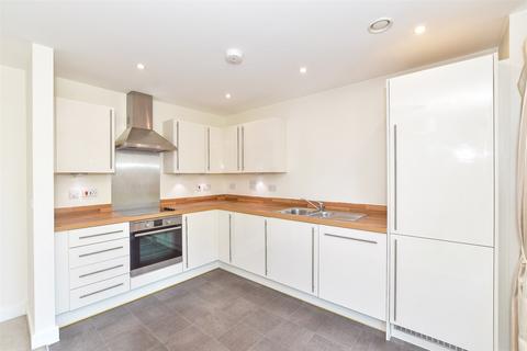 2 bedroom apartment for sale, Longley Road, Chichester, West Sussex