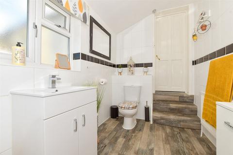 6 Alexandra Place, Dover, CT17 0SN