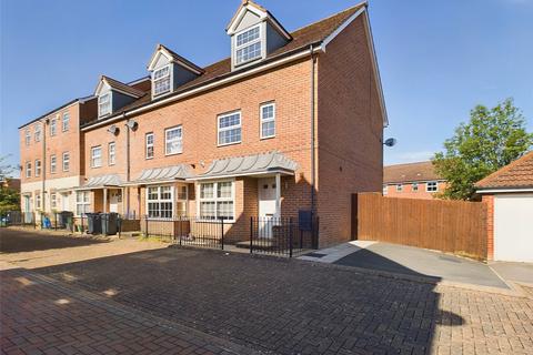 4 bedroom end of terrace house for sale, Coningsby Walk, Thatcham Avenue Kingsway, Quedgeley, Gloucester, GL2