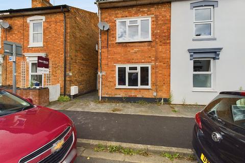 2 bedroom end of terrace house for sale, Lower Chestnut Street, Worcester, Worcestershire, WR1