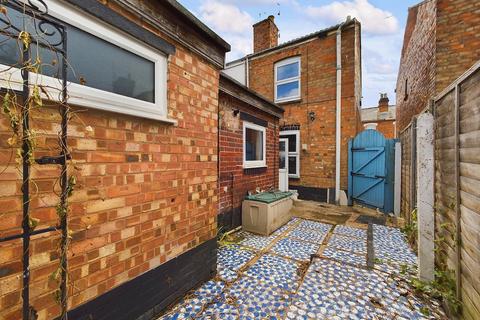 2 bedroom end of terrace house for sale, Lower Chestnut Street, Worcester, Worcestershire, WR1