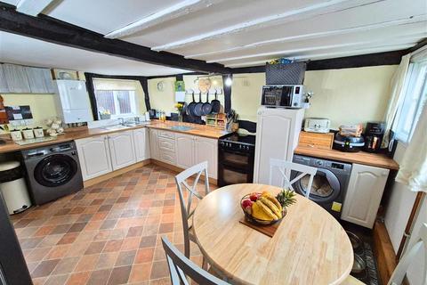 3 bedroom terraced house for sale, East Street, Pembridge, Leominster, Herefordshire, HR6 9HA