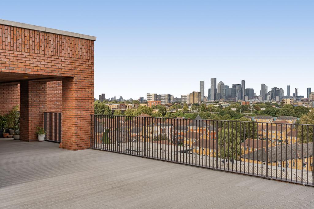 Communal Roof Terrace