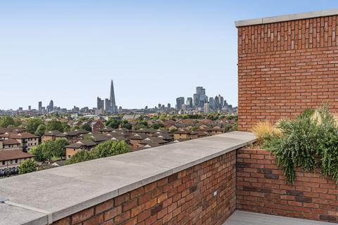 1 bedroom apartment for sale, Varcoe Road, London, SE16