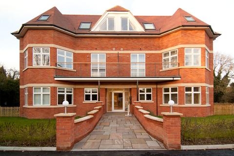 2 bedroom flat to rent, Bath Road, Taplow