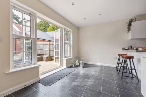 4 bedroom terraced house for sale, Coates Lane, High Wycombe HP13