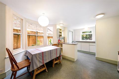 4 bedroom terraced house for sale, Endymion Road, London SW2