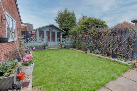 11 Fulford Crescent, New Holland, Barrow-upon-humber, DN19 7BH