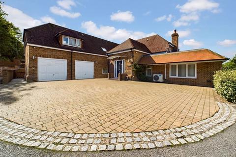 6 bedroom property for sale, Capstone Ridge, Gillingham