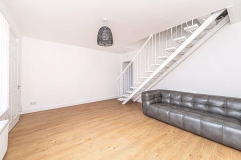 2 bedroom terraced house for sale, Craigmount, Kirkcaldy