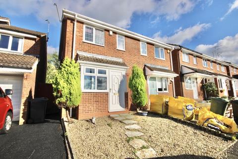 2 bedroom semi-detached house for sale, Blithe Close, Stourbridge DY8