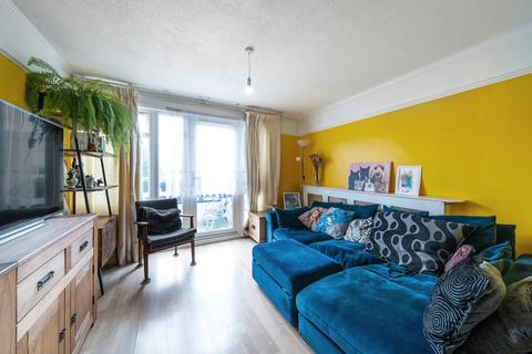 14 Illingworth Close, Mitcham, CR4 3QH