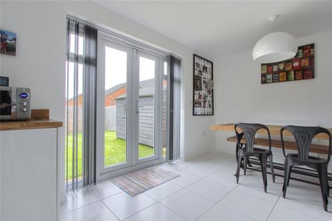 3 bedroom semi-detached house for sale, Kinver Close, Redcar