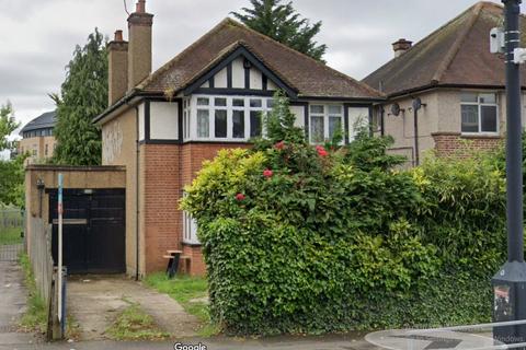 7 bedroom house to rent, Whitchurch Lane, Edgware HA8