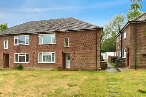 2 bedroom maisonette for sale, Hinton Close, Crowthorne, Berkshire