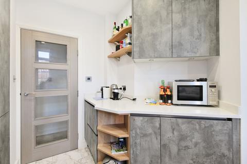 2 bedroom apartment for sale, Stourcliffe Street, Marble Arch W1H