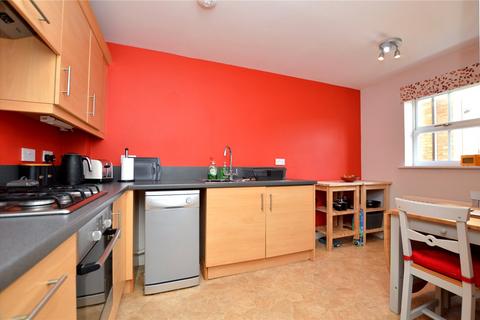 2 bedroom apartment for sale, Broom Mills Road, Farsley, Pudsey, West Yorkshire