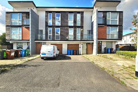 3 bedroom townhouse for sale, Stadium Drive, Manchester, Greater Manchester, M11