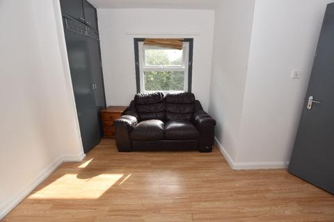 1 bedroom end of terrace house to rent, Top Floor ,  Victoria Road, Aston, Birmingham