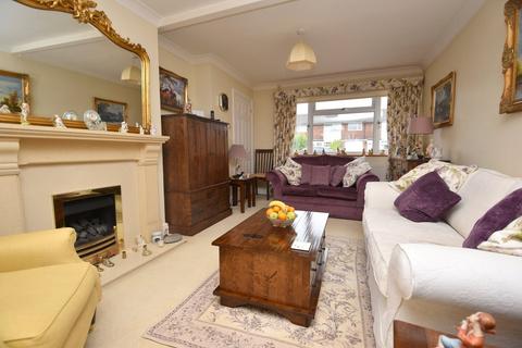 3 bedroom terraced house for sale, St. Peters Close, Woodbridge, Suffolk, IP12